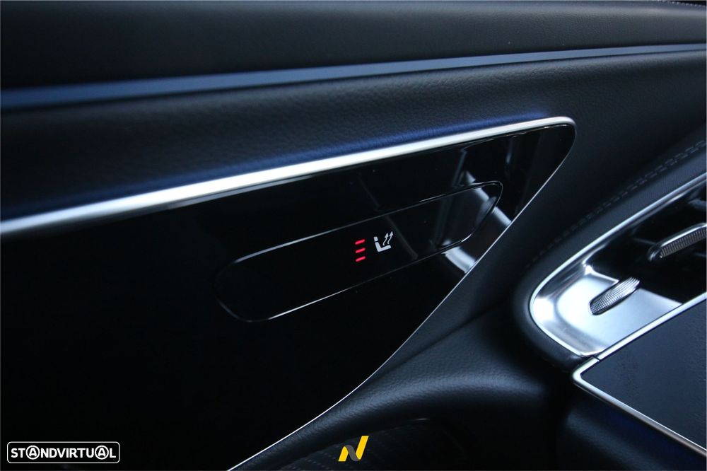 Mercedes-Benz E 300 de 4Matic T 9G-TRONIC AMG Line - 11
