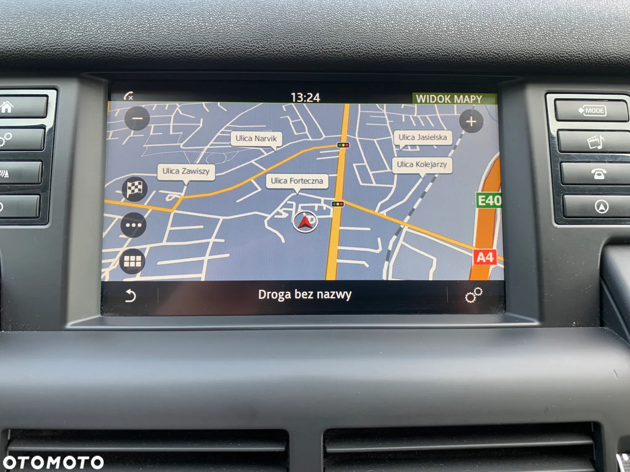 Land Rover Discovery Sport 2.0 TD4 Pure - 8