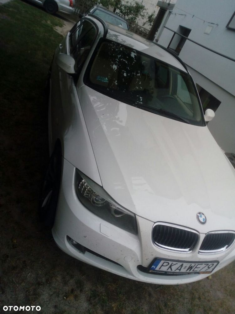 BMW Seria 3 318i - 1