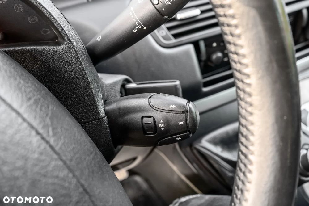 Peugeot 807 2.0 HDi Premium - 15