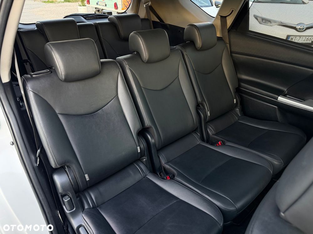 Toyota Prius+ (Hybrid) Executive - 36