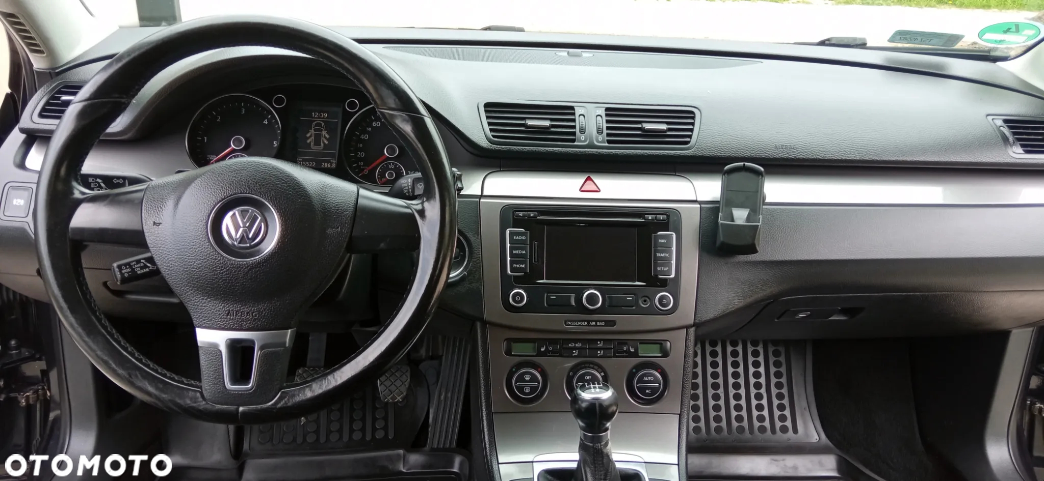 Volkswagen Passat 2.0 TDI DPF Trendline - 20