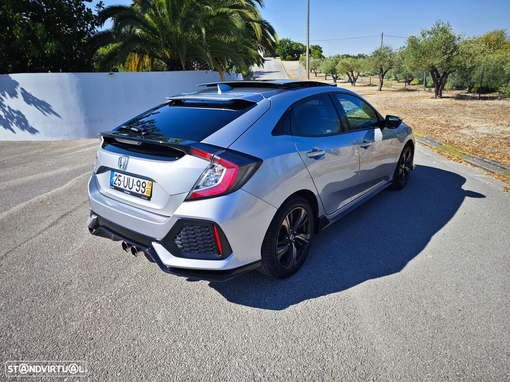 Honda Civic 1.5 i-VTEC Sport Plus CVT - 3