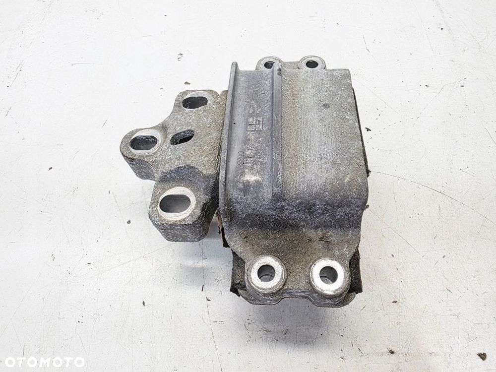 ŁAPA PODUSZKA SKRZYNI AUDIA3 8U VOLKSWAGEN SEAT SKODA 8U0199555L - 2