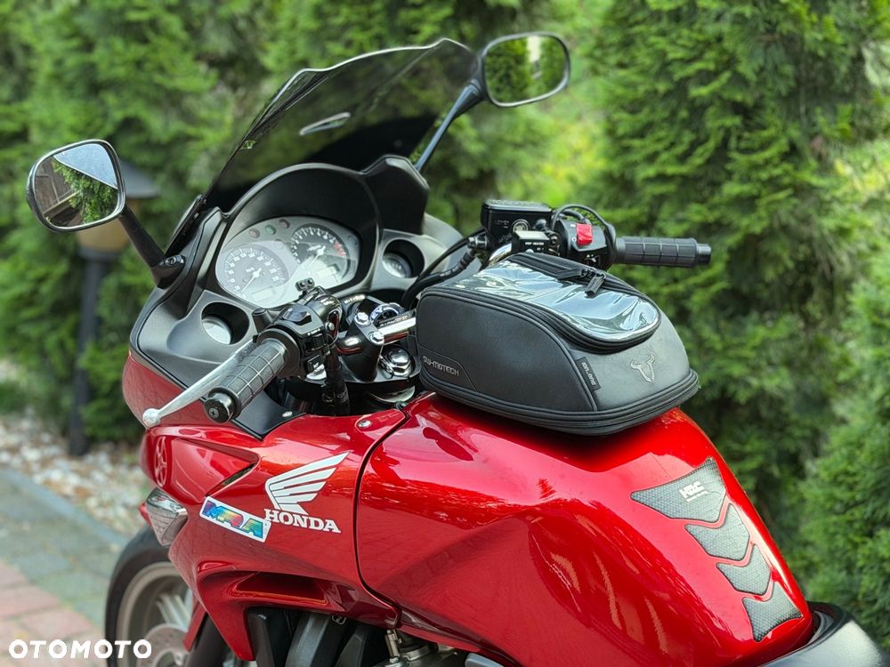 Honda CBF - 15