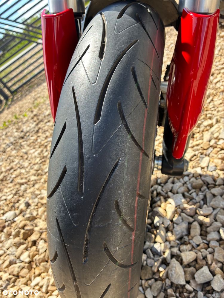 Ducati Hypermotard - 12