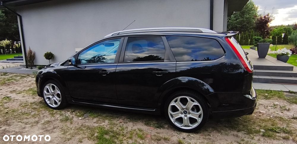 Ford Focus - 11