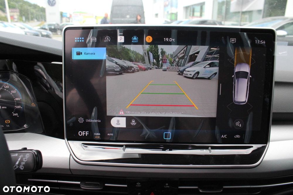 Volkswagen Golf - 12