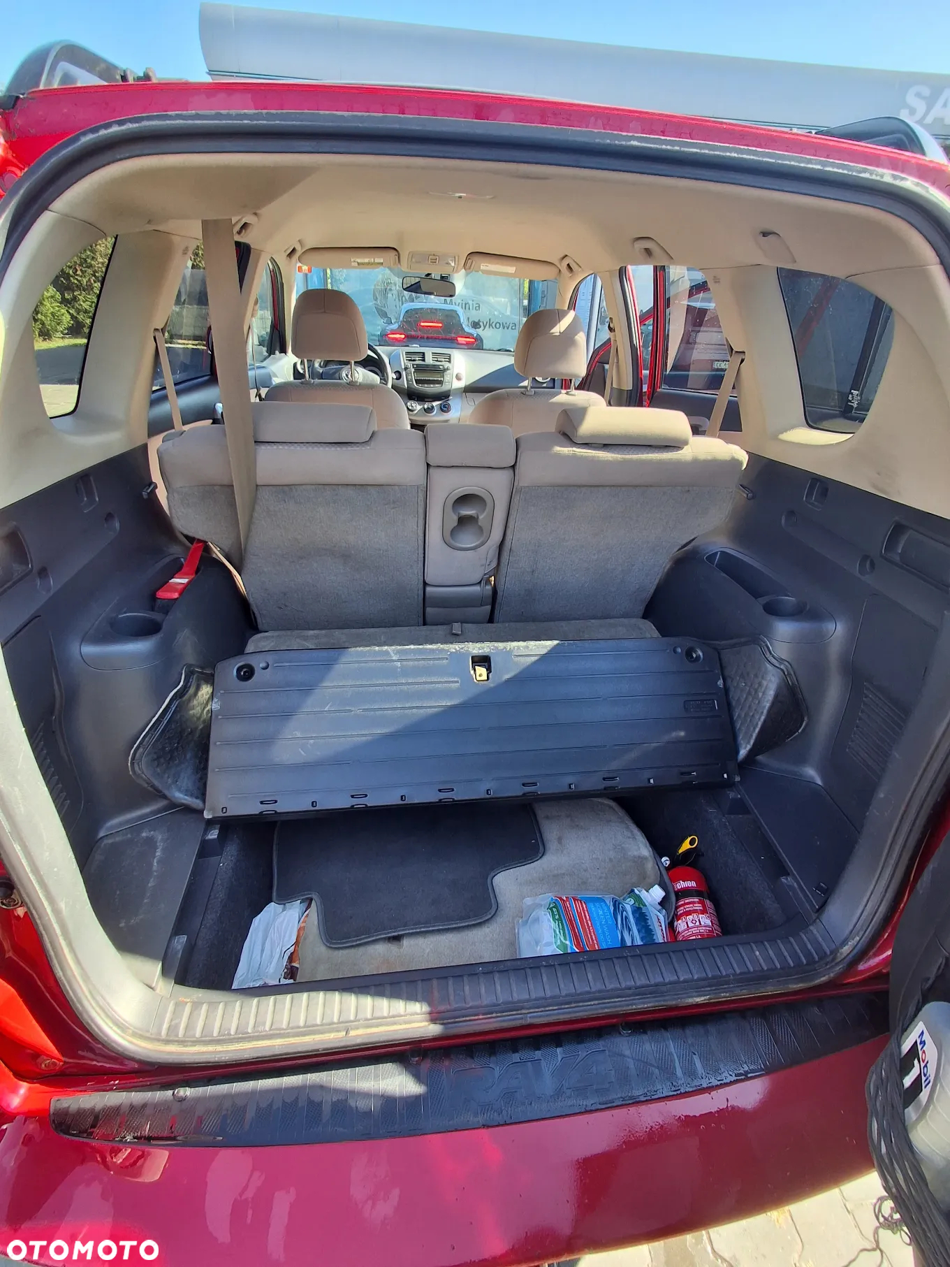 Toyota RAV4 - 13