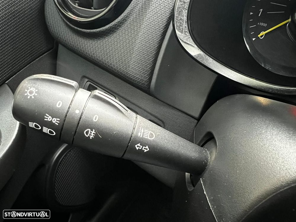 Renault Clio 1.5 dCi Business - 23