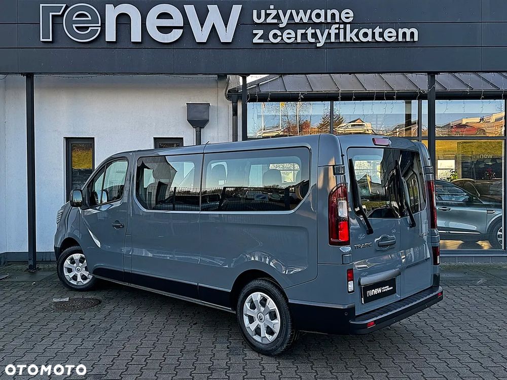 Renault Trafic 2.0 dCi - 6