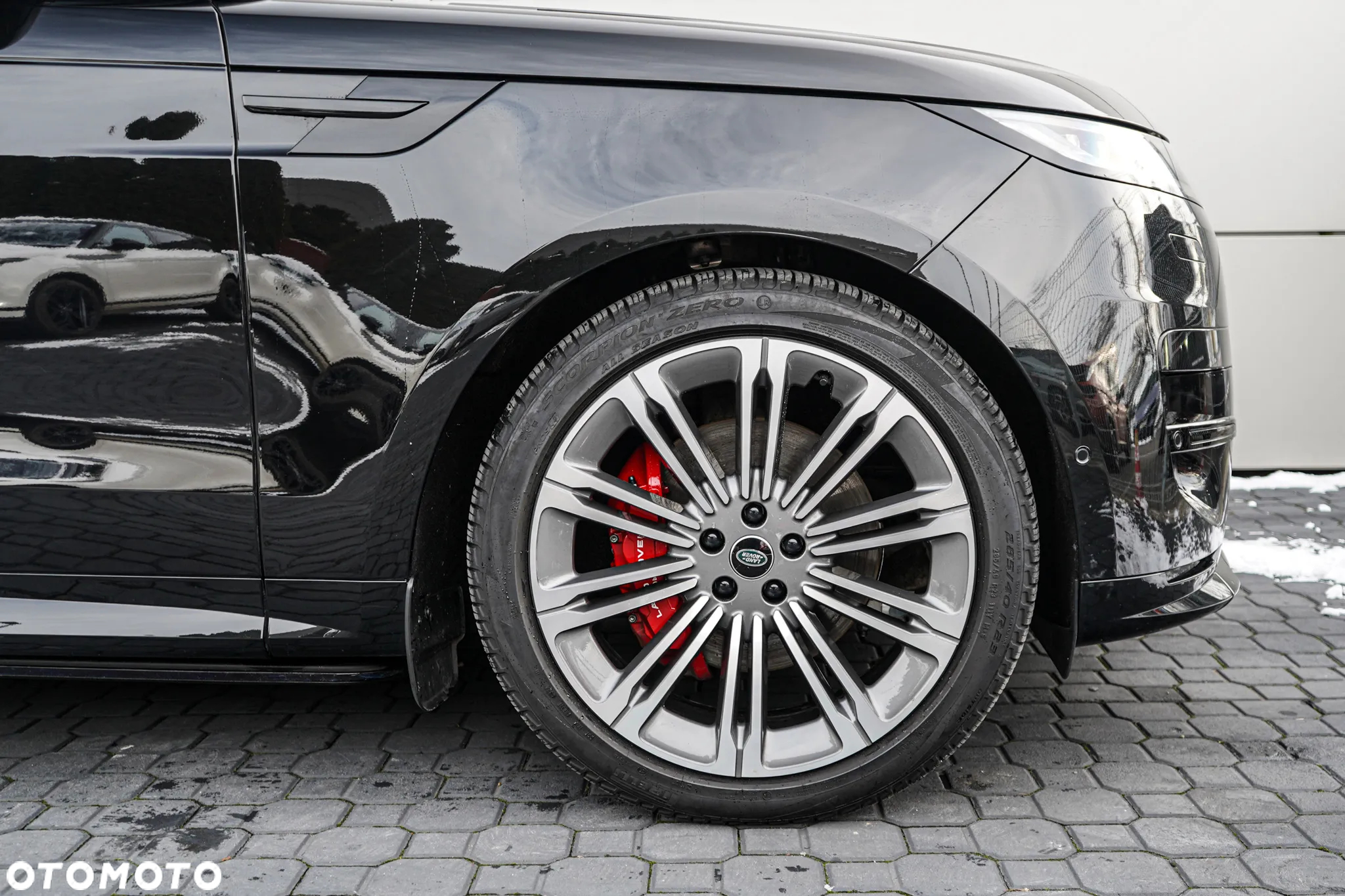 Land Rover Range Rover Sport D300 Dynamic SE - 4