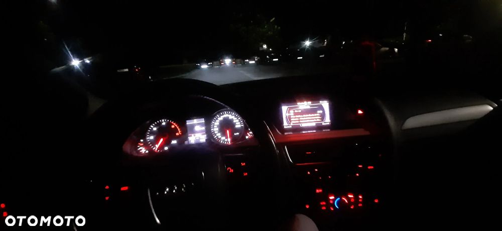 Audi A4 Avant 2.0 TDI - 11