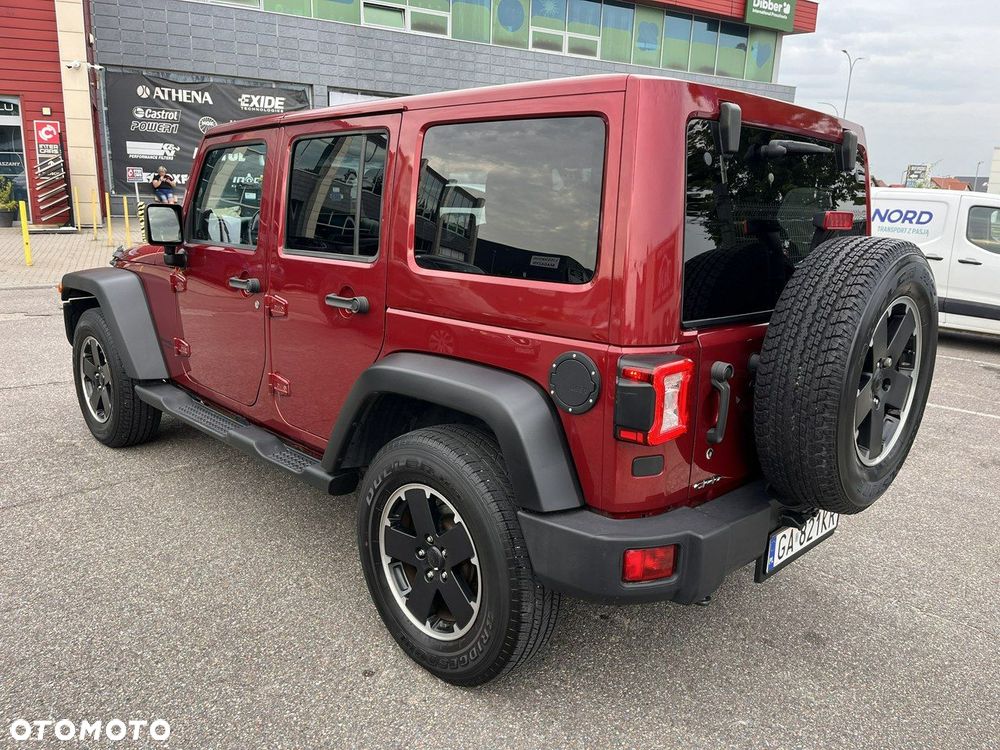 Jeep Wrangler - 8
