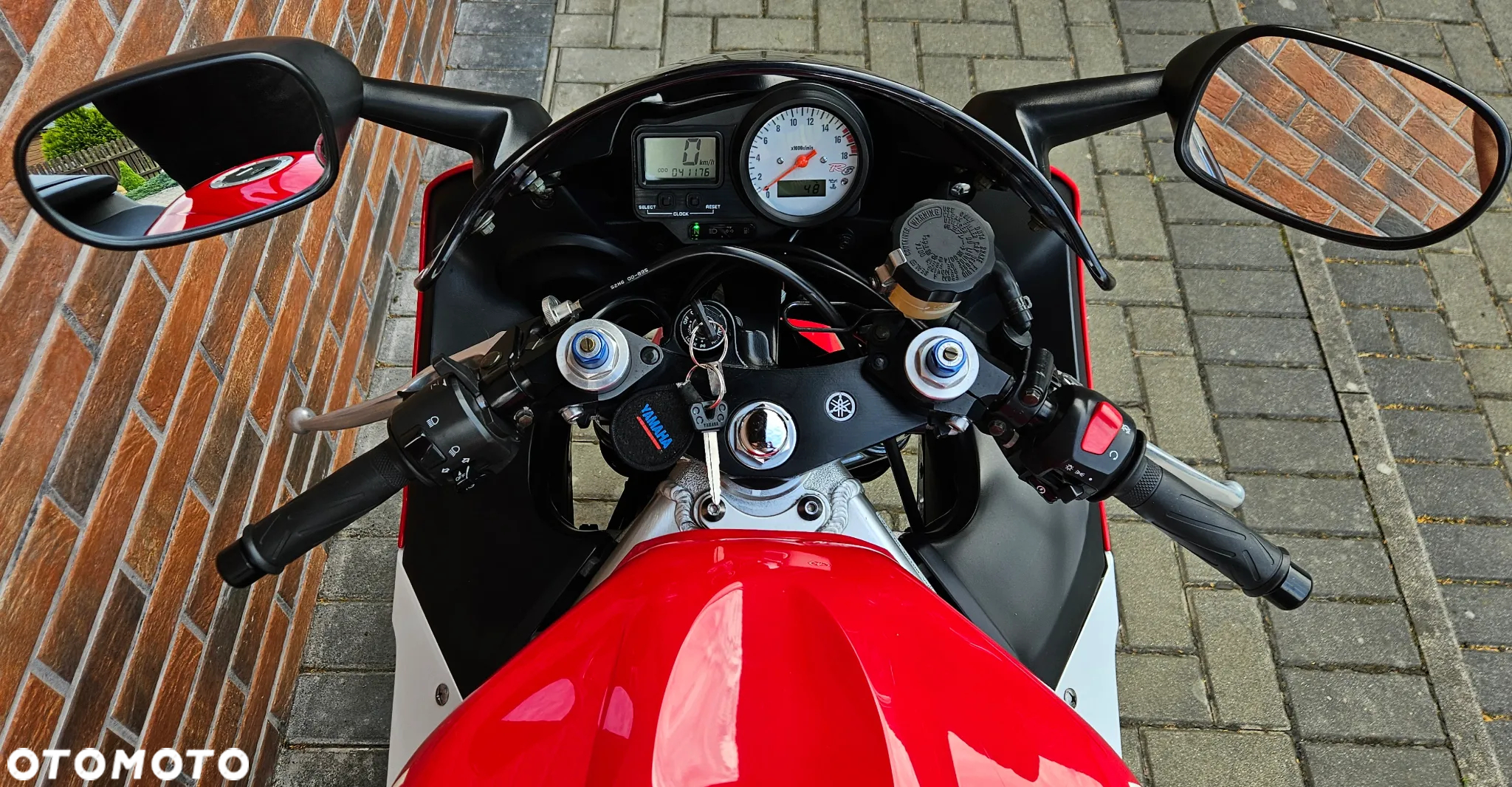 Yamaha YZF - 10