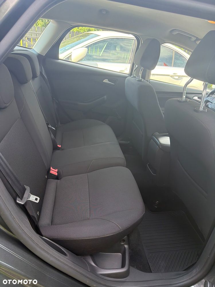 Ford Focus - 8