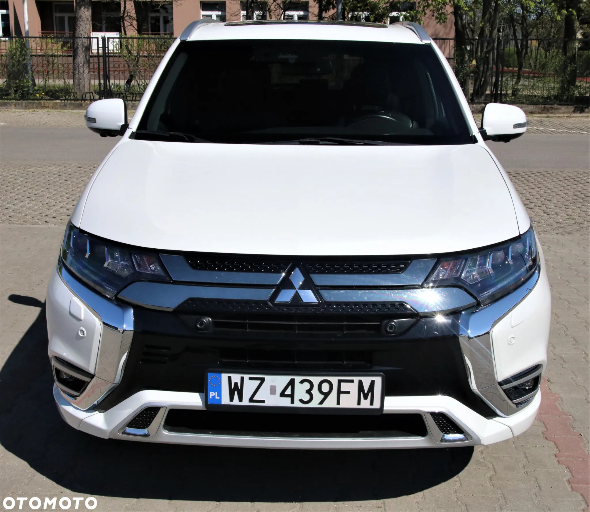Mitsubishi Outlander 2.0 4WD Plug-In Hybrid - 6