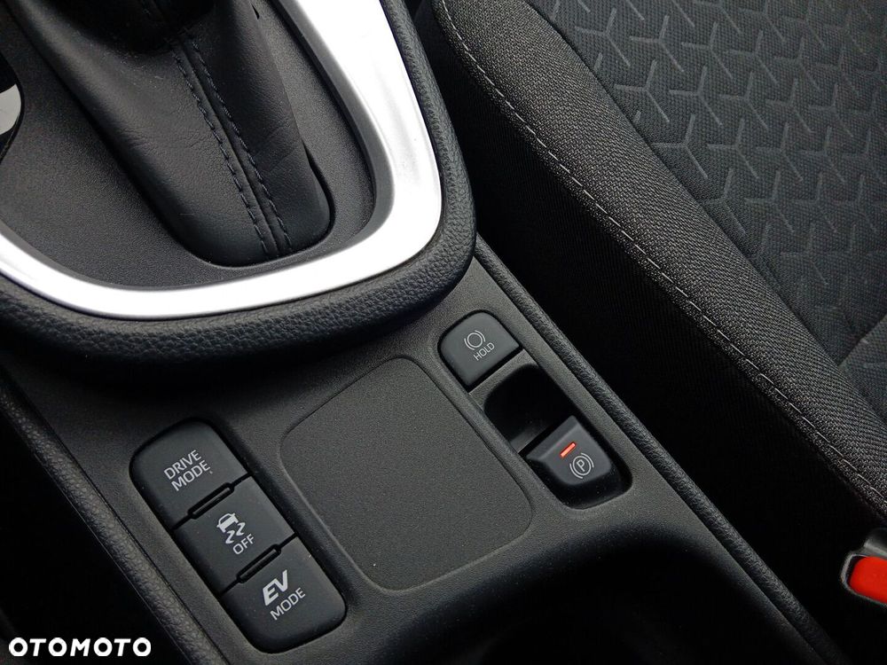 Toyota Yaris Cross - 19