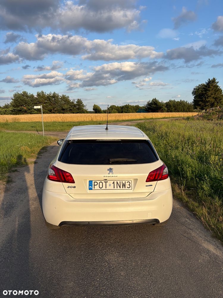 Peugeot 308 1.6 BlueHDi Allure S&S - 4