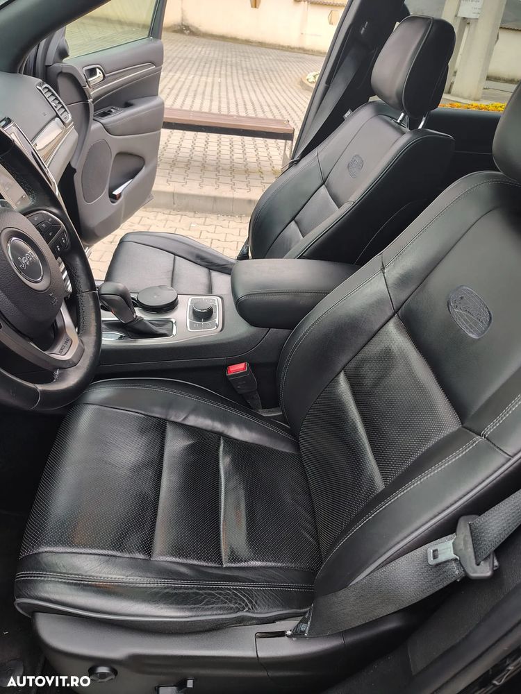 Jeep Grand Cherokee 3.0 TD AT Overland - 32