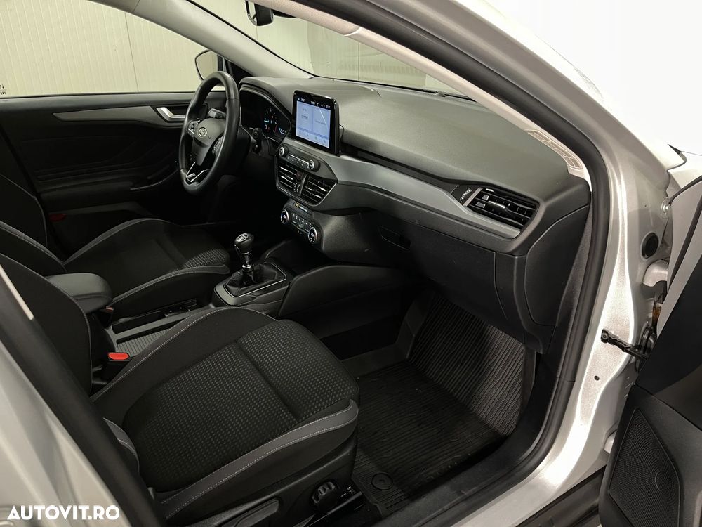 Ford Focus 1.5 EcoBlue Connected - 9