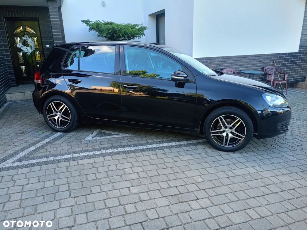 Volkswagen Golf 1.6 Edition - 2