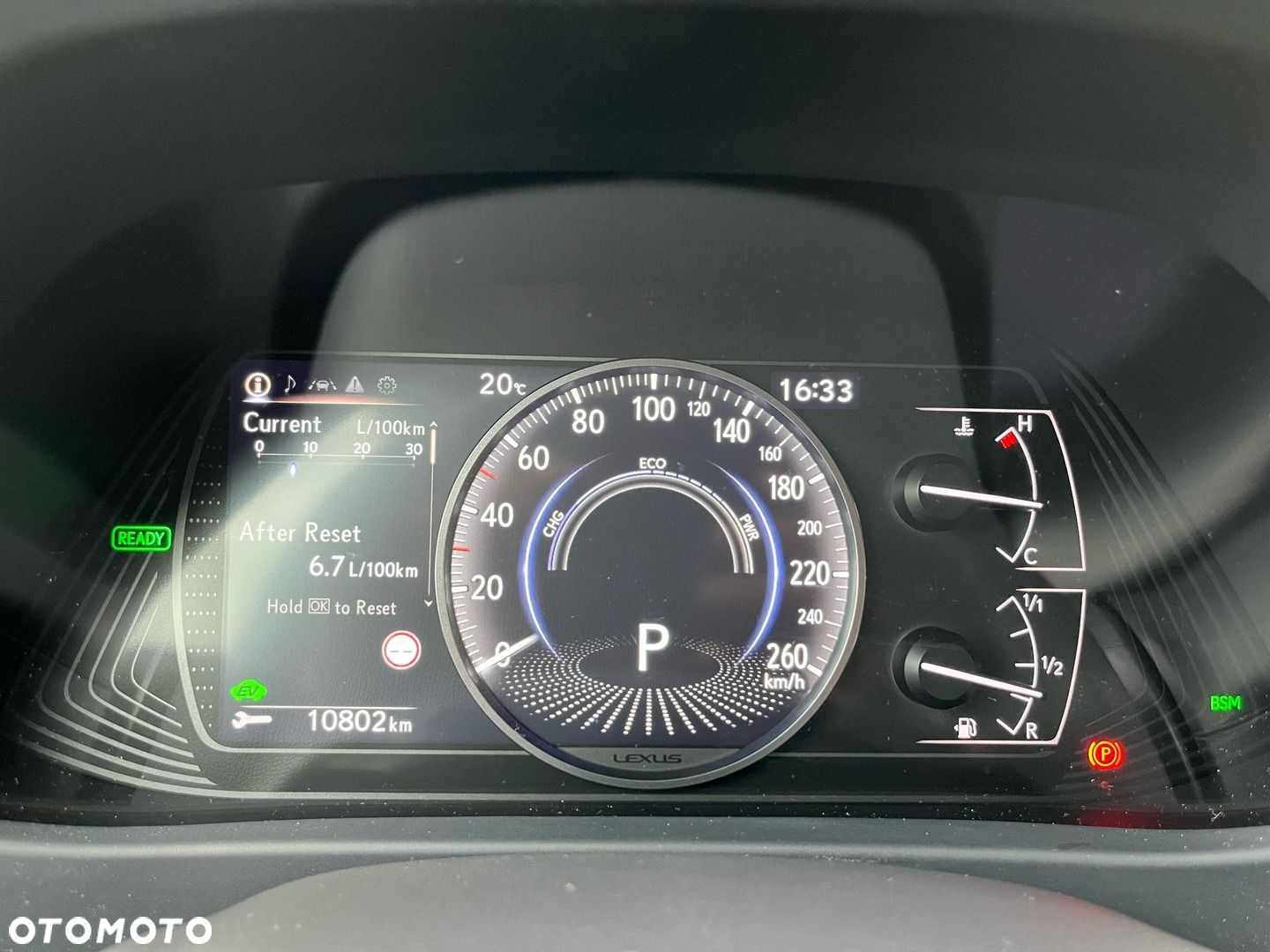 Lexus UX - 29