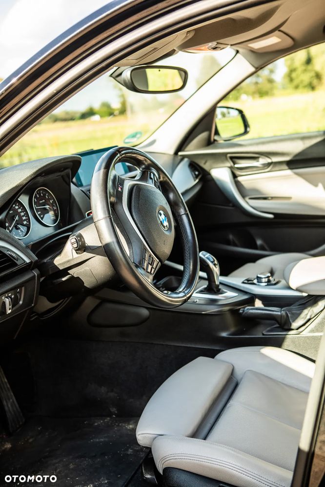 BMW Seria 1 125i Sport Line - 8