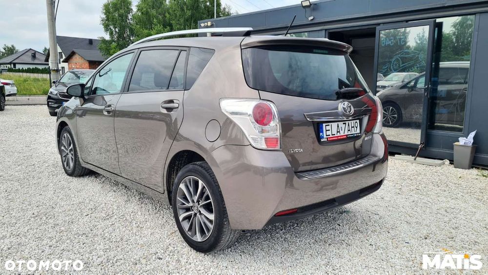 Toyota Verso - 16