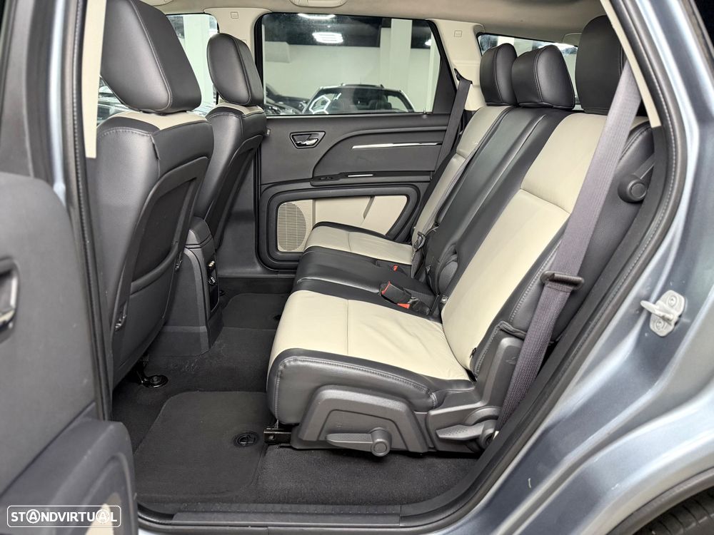 Dodge Journey 2.0 CRD SXT MTX - 19