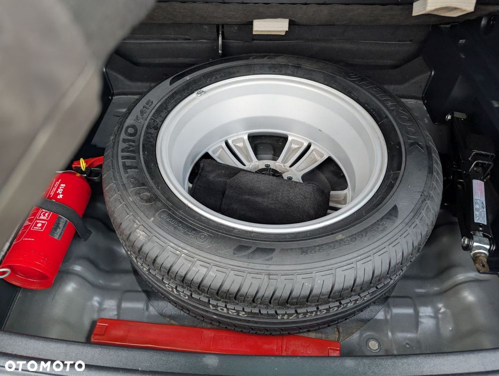 Hyundai ix35 1.7 CRDi 2WD blue Finale Silver - 21