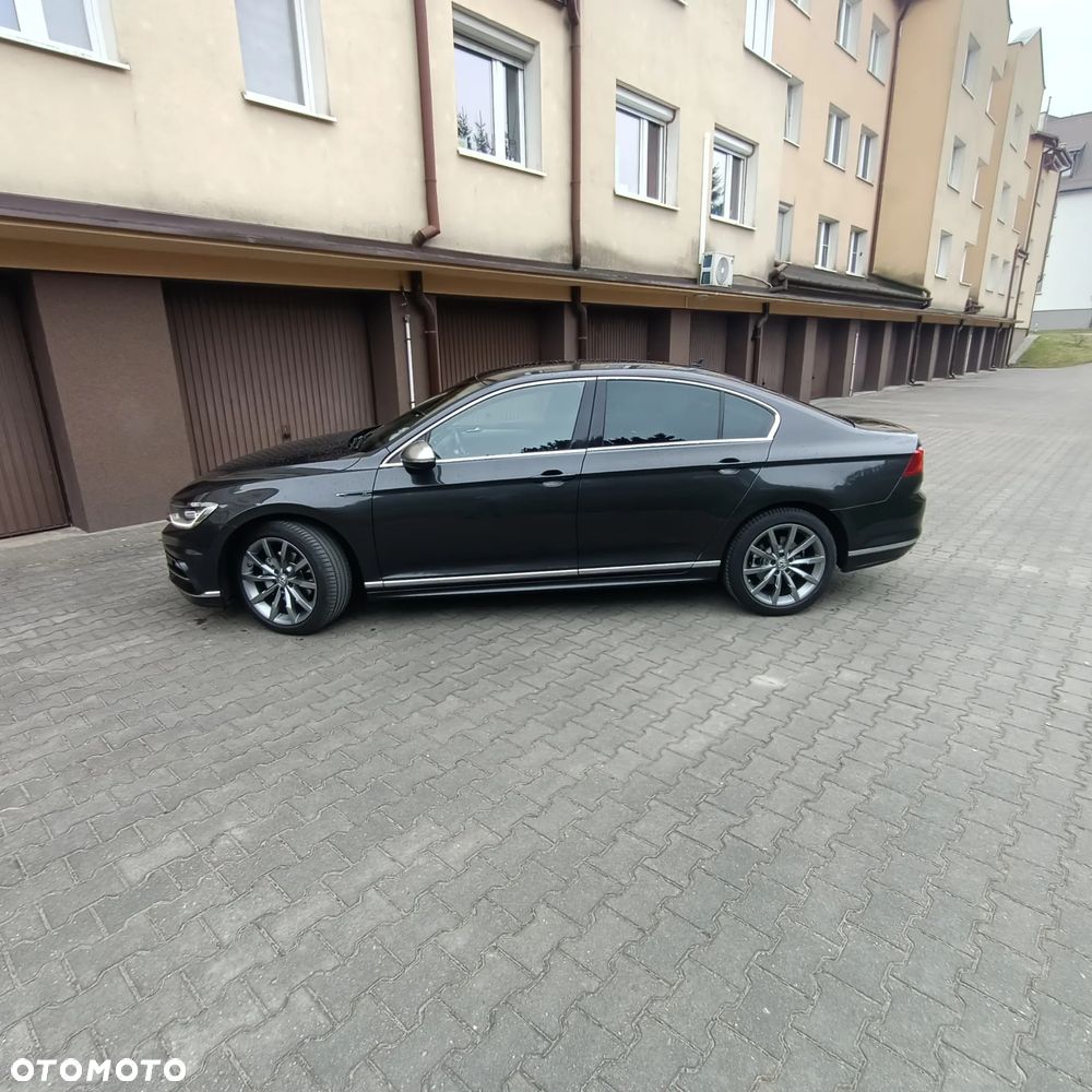 Volkswagen Passat - 2