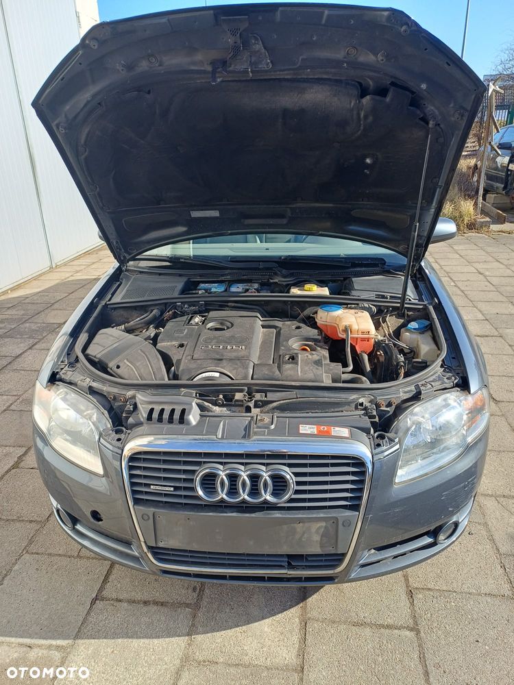 Audi A4 Limousine 2.0 TDI DPF - 5