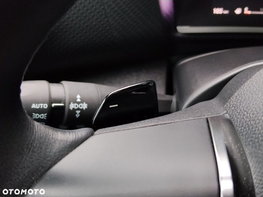 Citroën C4 1.2 PureTech Shine S&S EAT8 - 31
