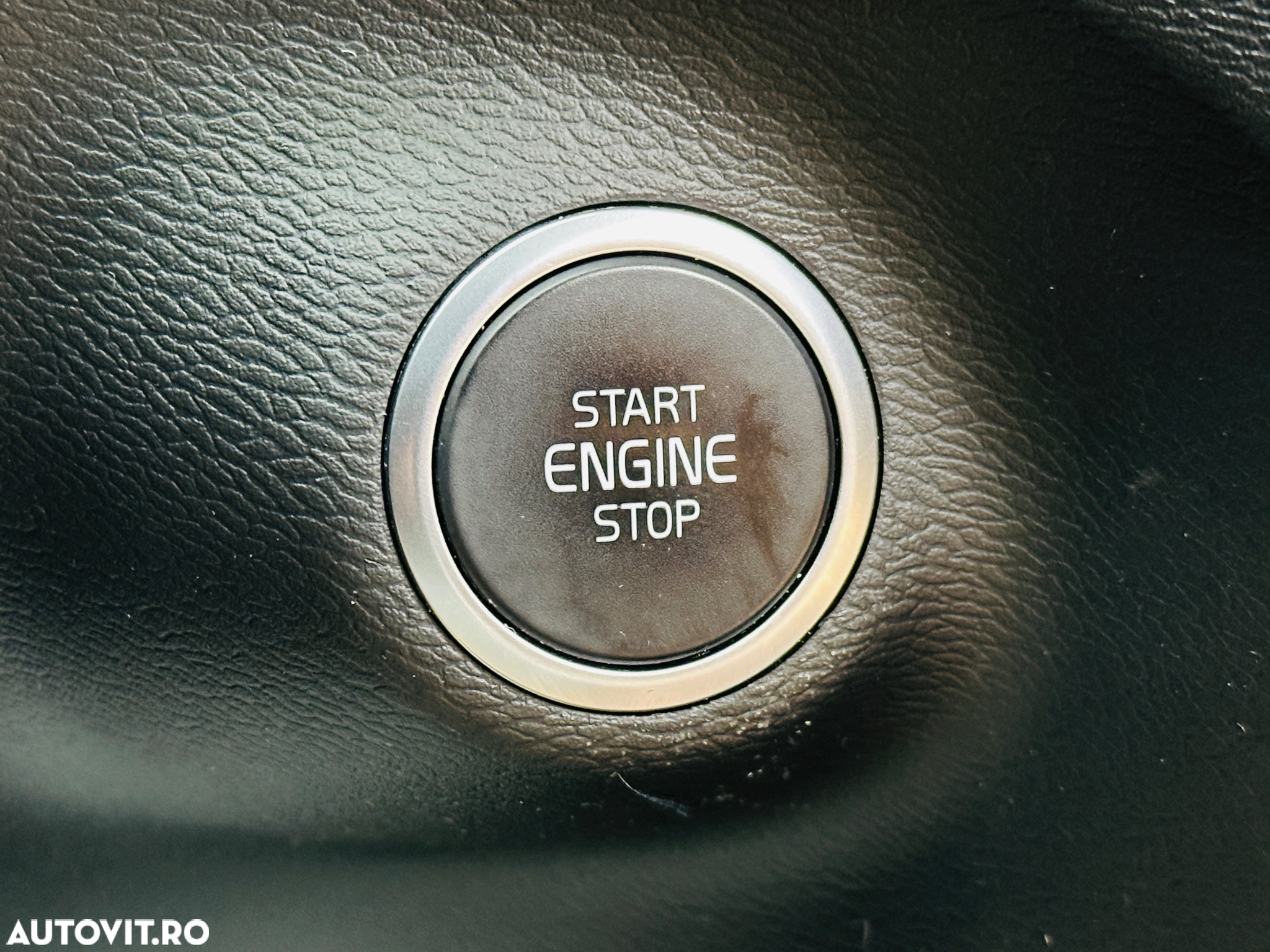 Volvo XC 40 - 33