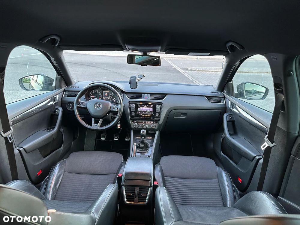 Skoda Octavia 2.0 TDI (Green tec) RS - 17