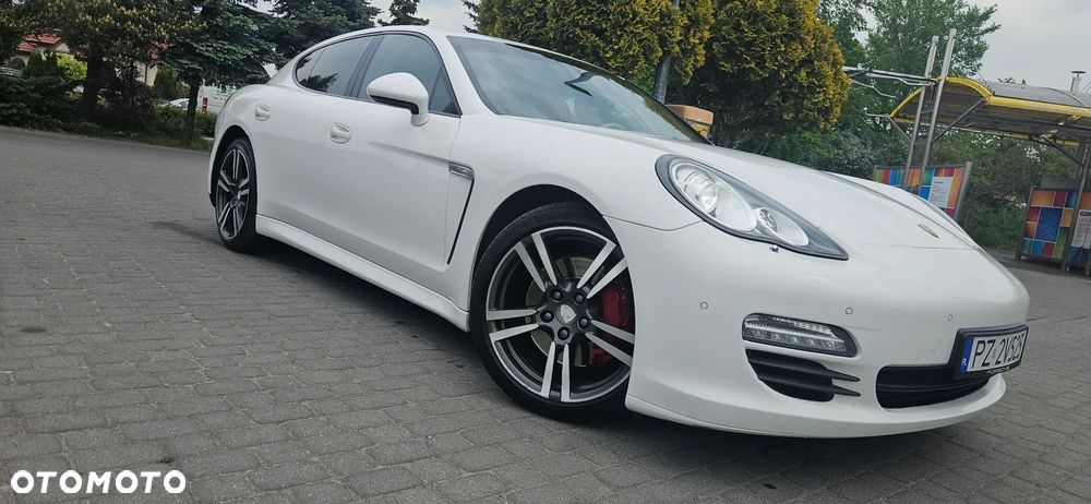 Porsche Panamera Diesel Platinum Edition - 2