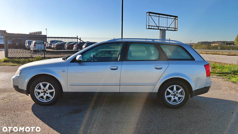 Audi A4 Avant 2004 photo 4