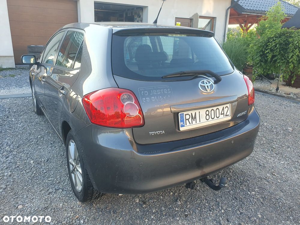 Toyota Auris - 21