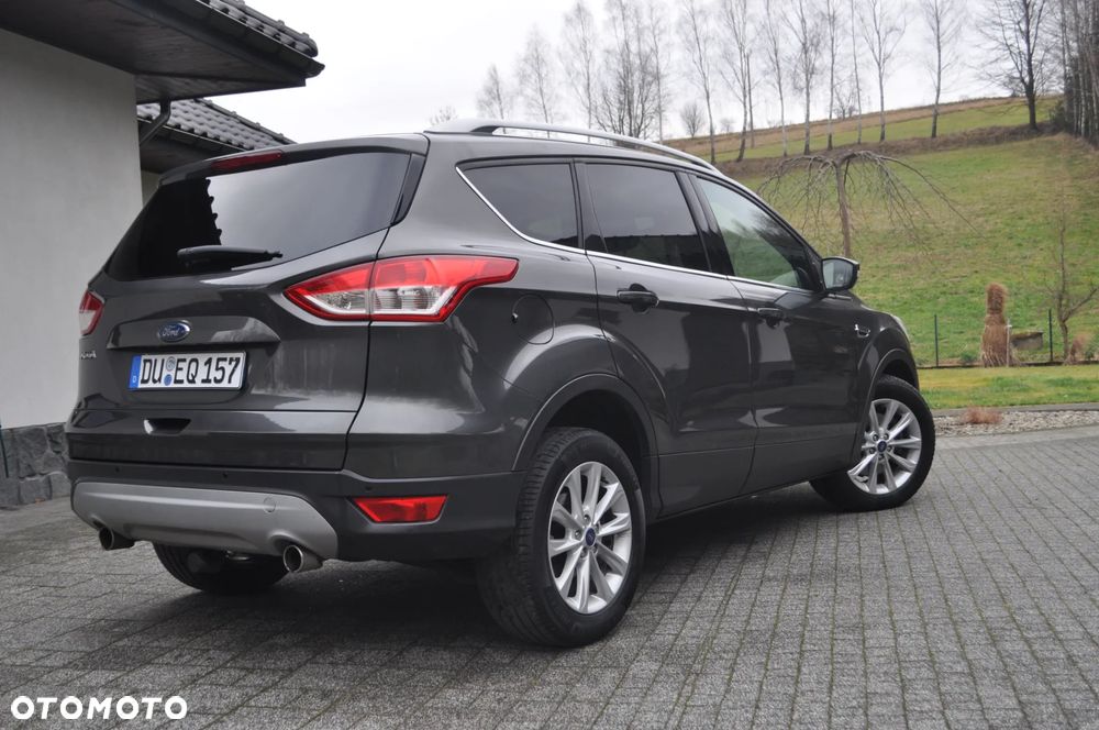 Ford Kuga 2.0 TDCi 2x4 Titanium - 11