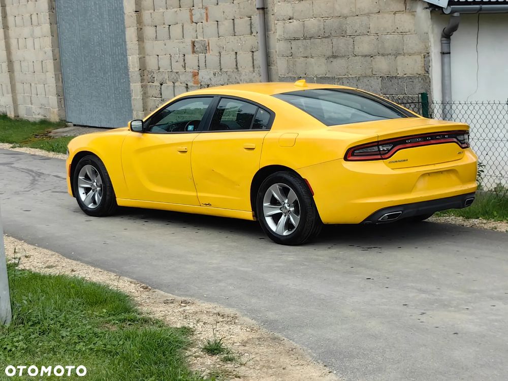 Dodge Charger - 7