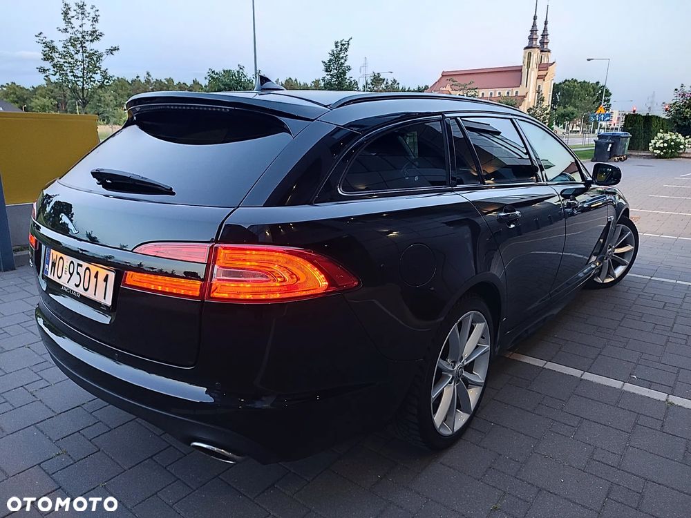 Jaguar XF 2.2 D R-Sport - 6