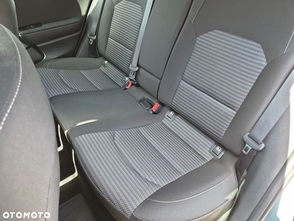 Kia Ceed 1.5 T-GDI M DCT - 20