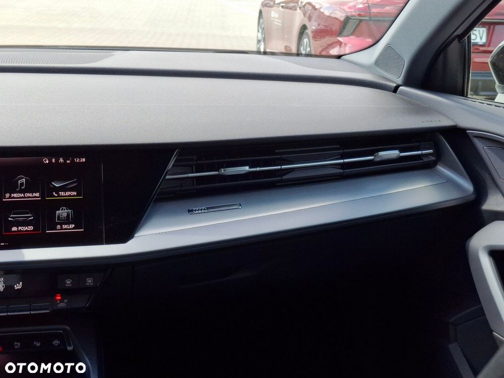 Audi A3 Sportback - 16