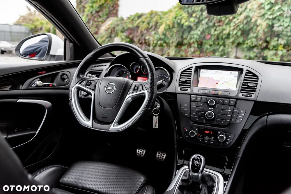 Opel Insignia 1.6 Turbo Sport - 25
