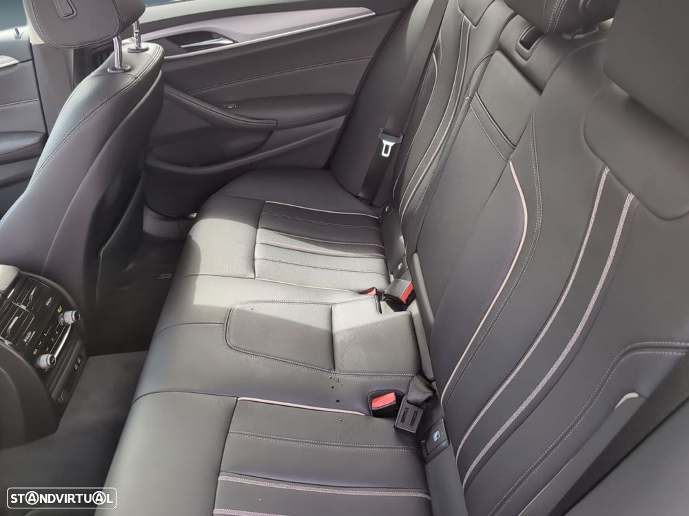 BMW 520 d Line Luxury Auto - 14