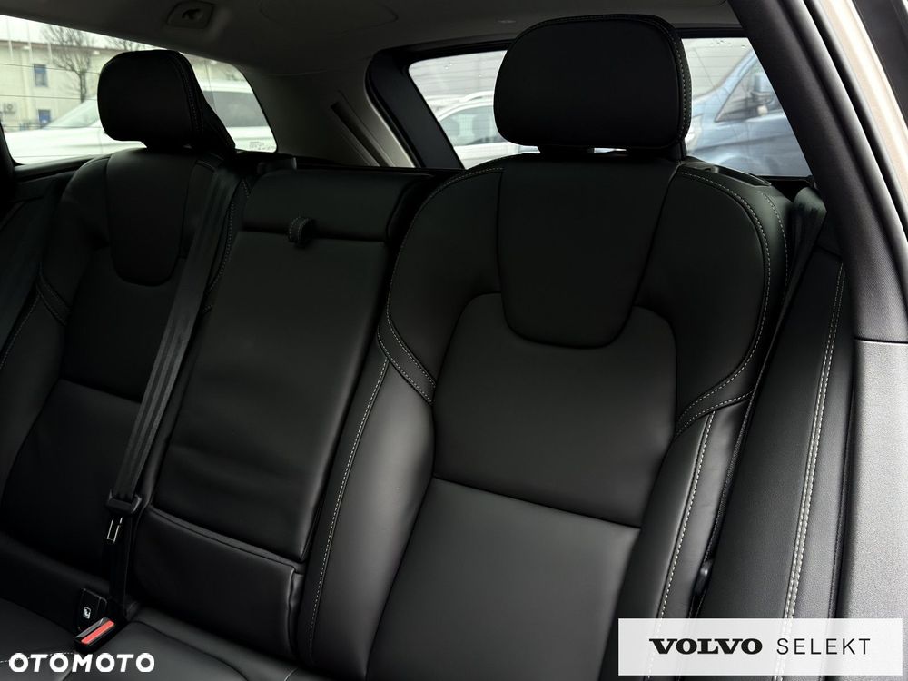 Volvo V90 - 17