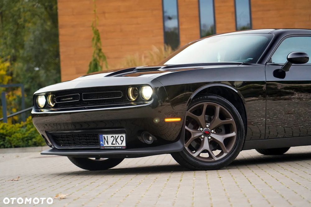 Dodge Challenger 3.6 SXT Plus - 26