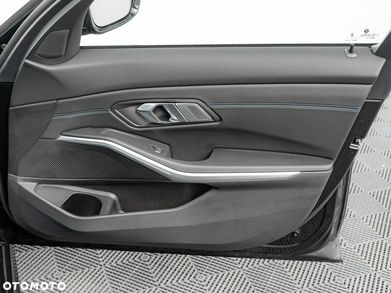 BMW Seria 3 318i M Sport - 30