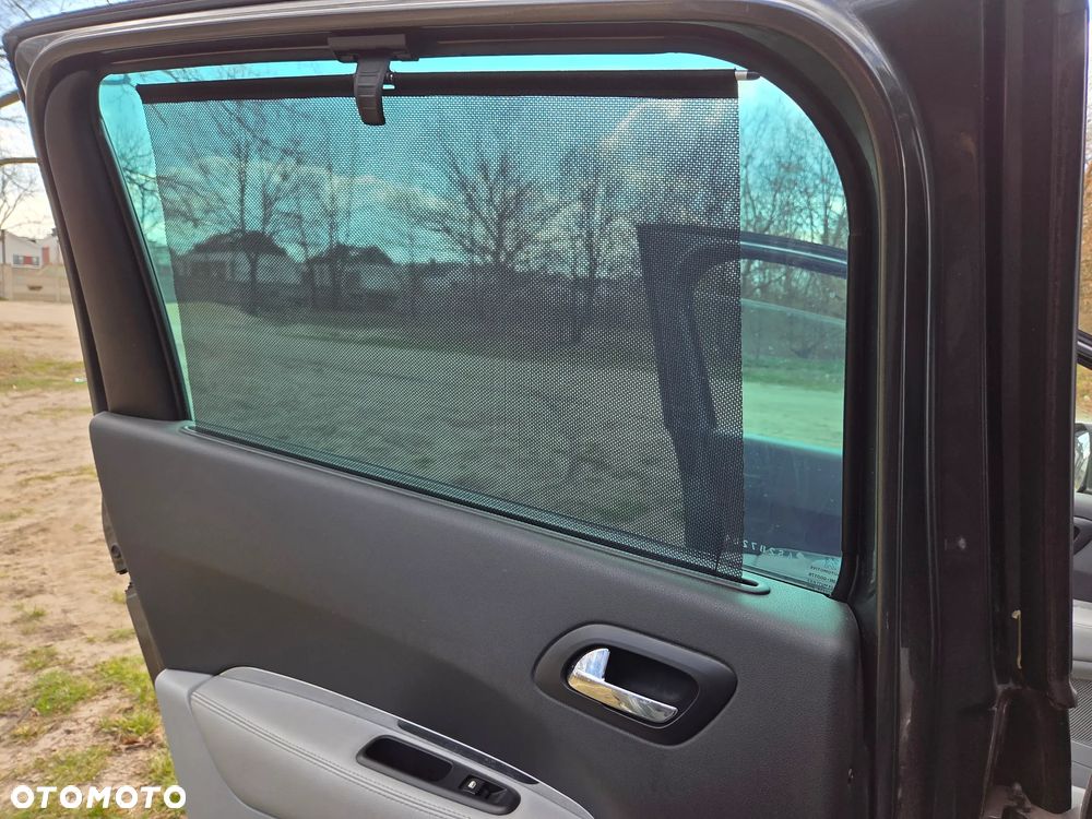 Peugeot 5008 2.0 HDi Family 7os - 16